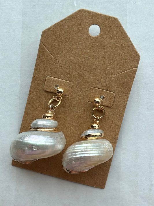 ANTHRO DUPE Shell Earrings